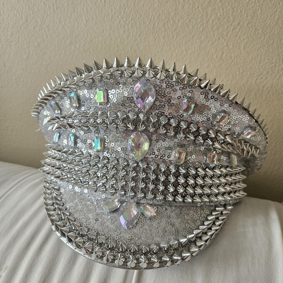 Accessories - Silver Studded Sequin Cap